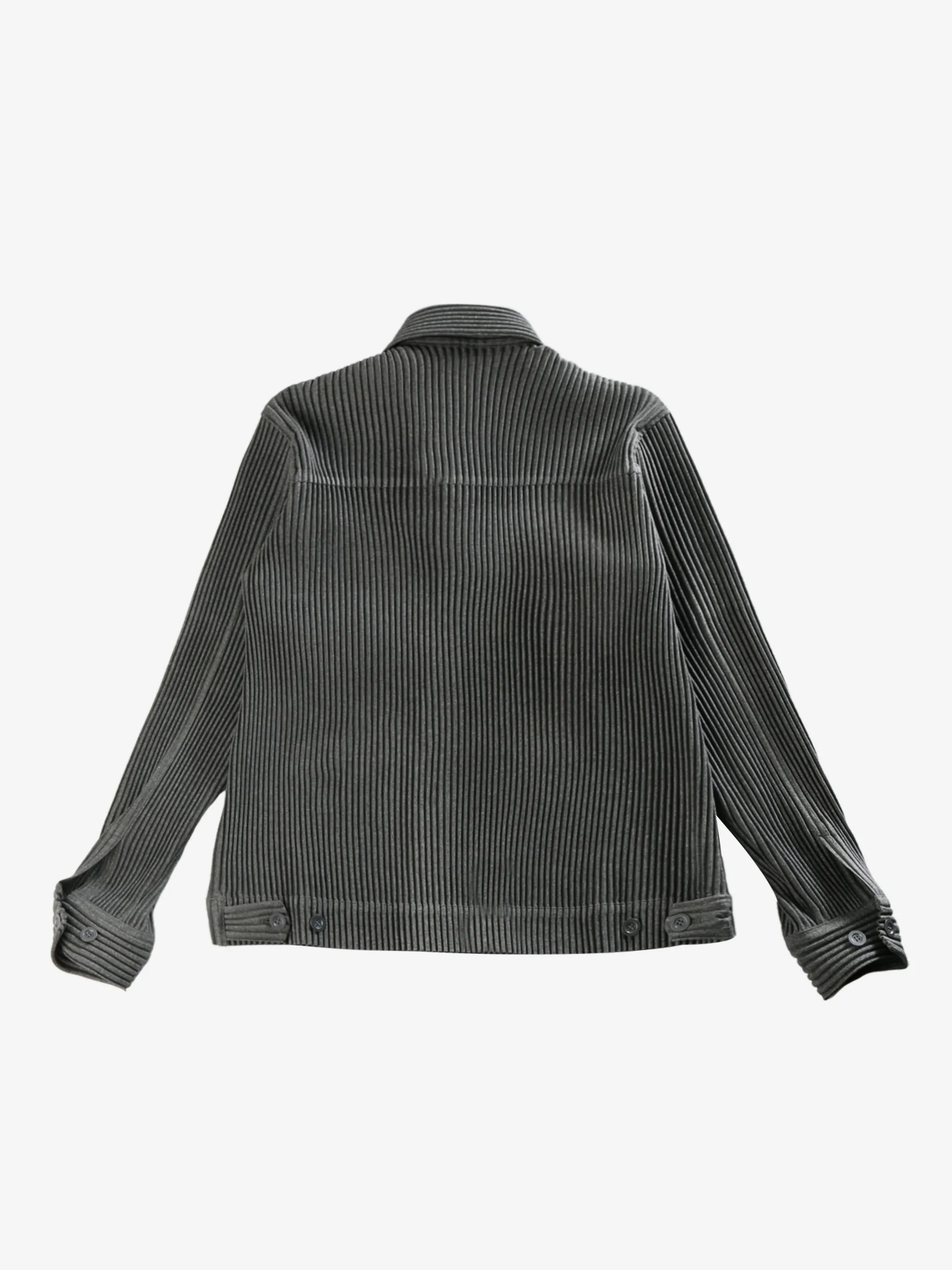 HOMME PLISSE ISSEY MIYAKE - Herrenjacke aus wolleähnlichem Leichtmaterial_homme-plisse-iss