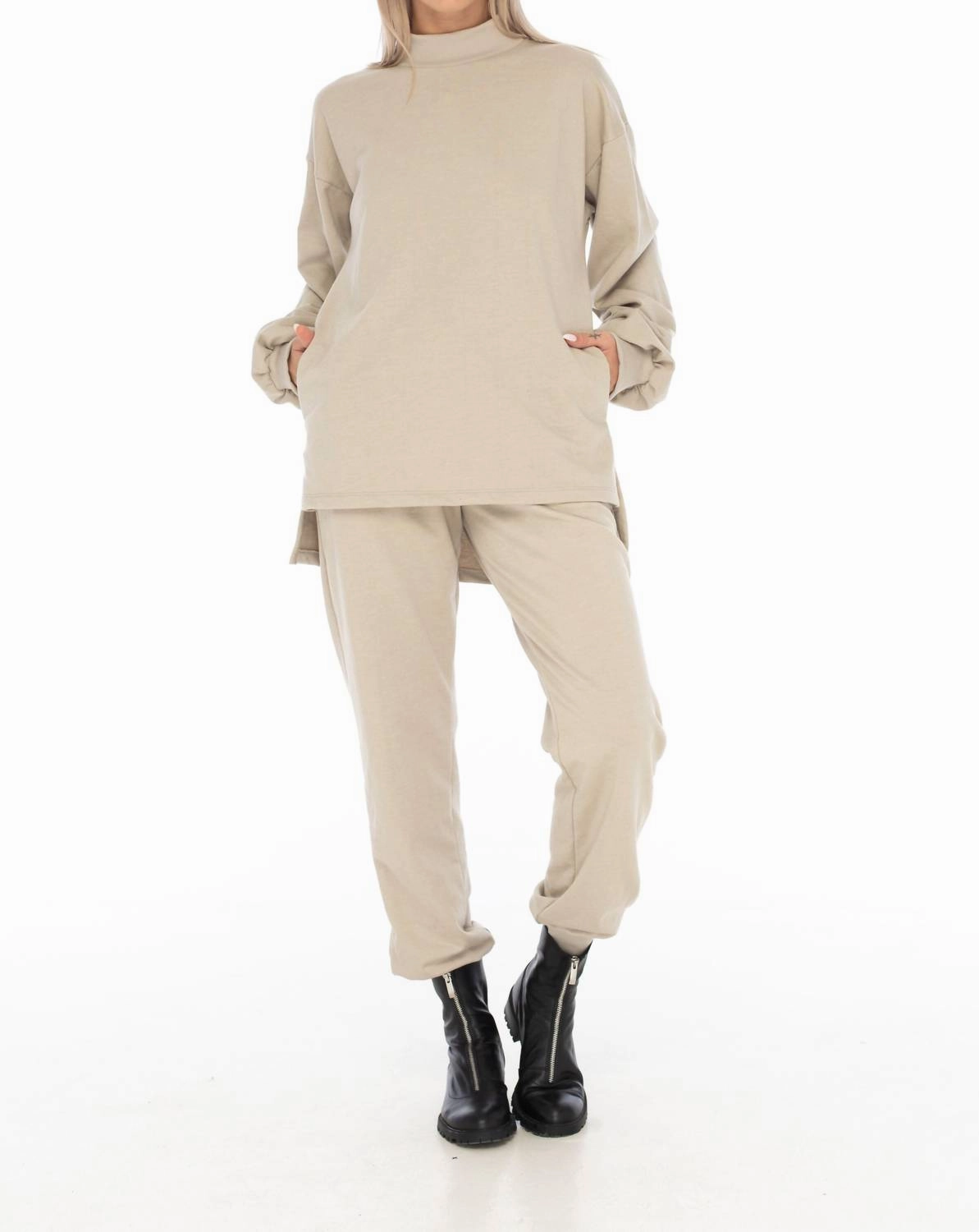 Loungewear Long Pocket Sweater In Camel