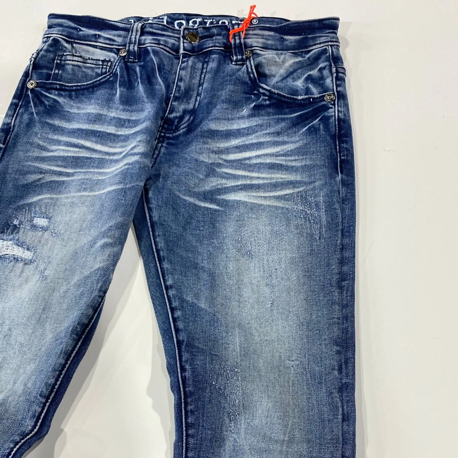 Herren Jeans In Mittelblau Mit Used-Look