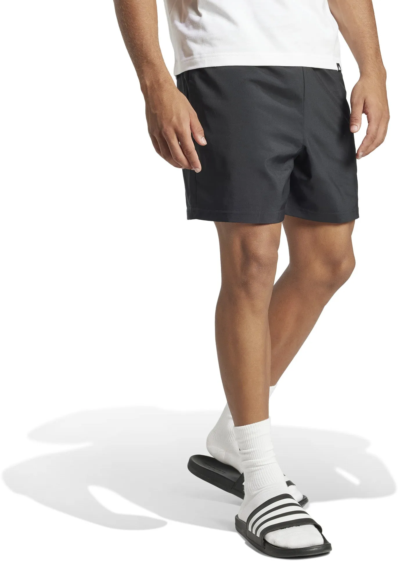 Herren Essentials Shorts mit kleinem Logo Chelsea