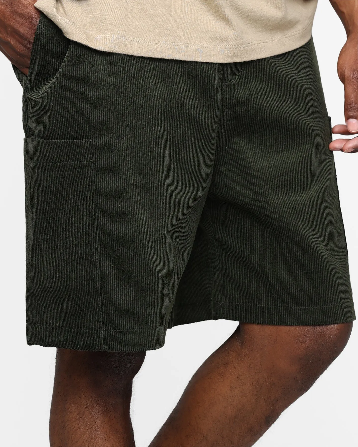 XXIII Jason Cordhose Kurz Dunkelgrün
